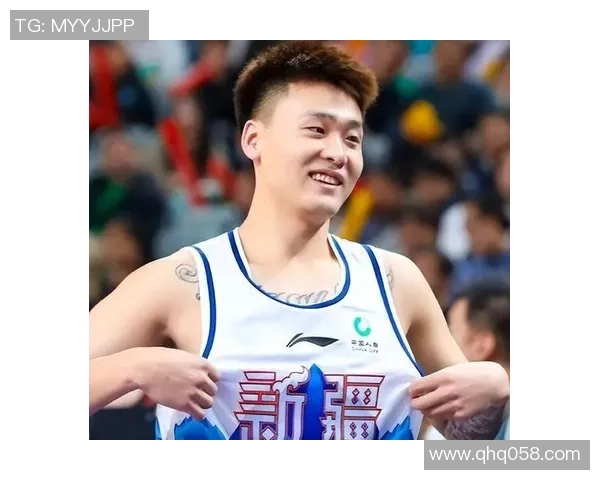 南京篮球队配合引发热议球迷对战术执行和团队默契提出不同看法