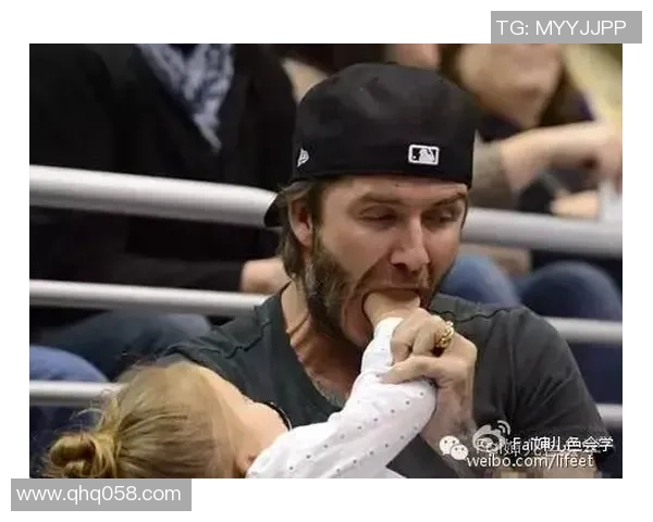 与足球明星的亲密瞬间我有珍贵合照分享给你们 与足球明星的亲密瞬间我有珍贵合照分享给你们